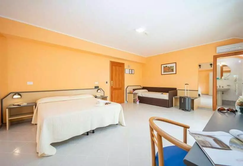 Отель La Principessa