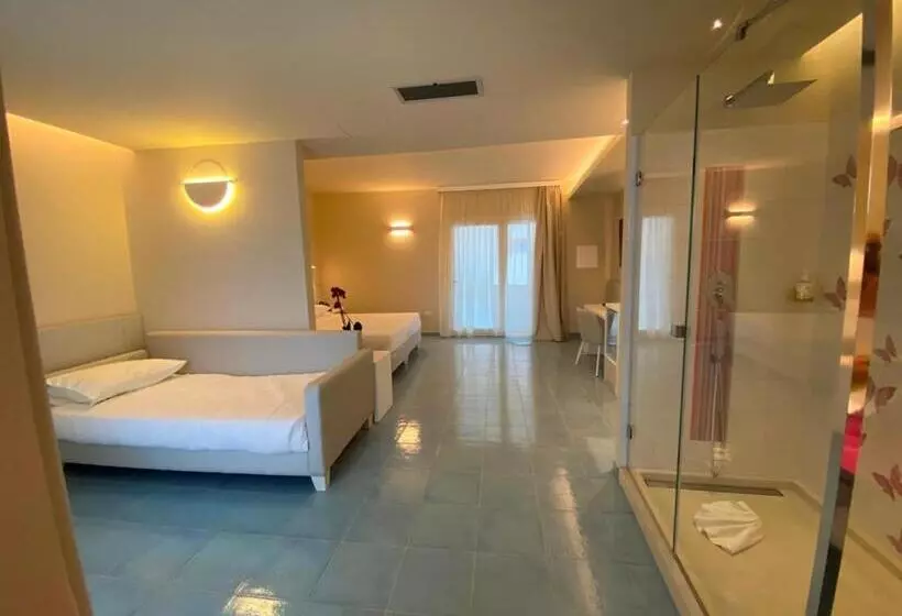 Отель Village Eden