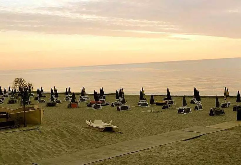 酒店 Villaggio Faro Punta Stilo