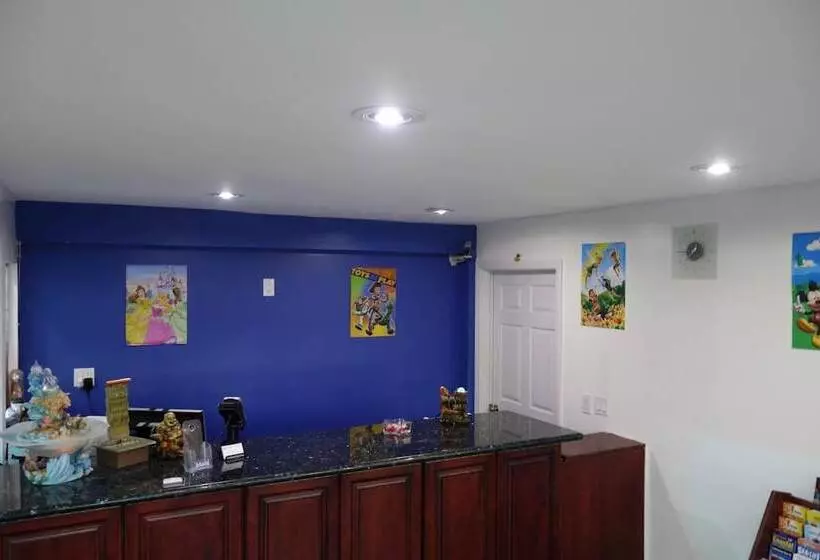 Little Boy Blue Motel