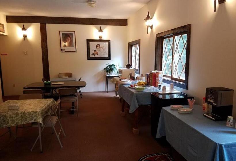 민박 Kancamagus Swift River Inn