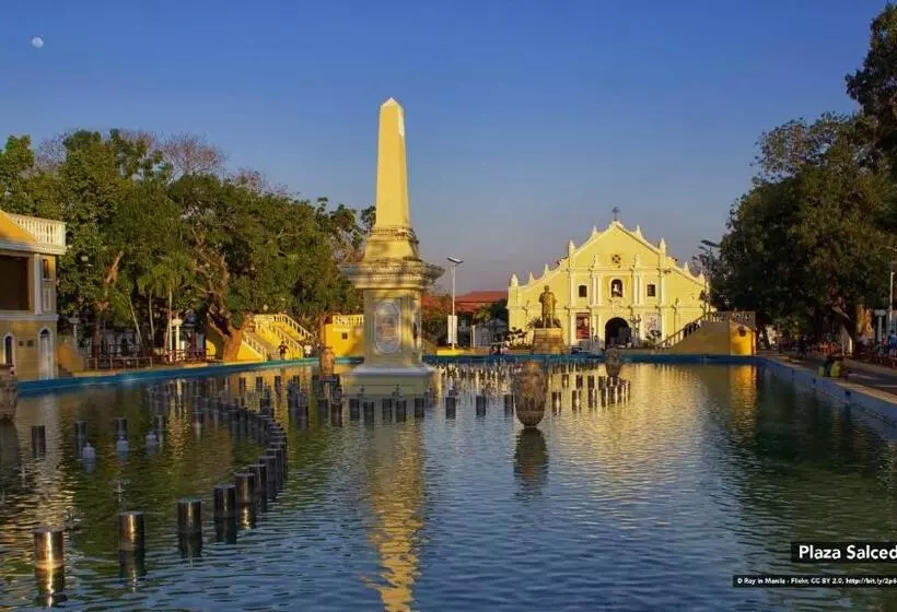 Hotelli Belltower Csheli Suites Bantay   Vigan