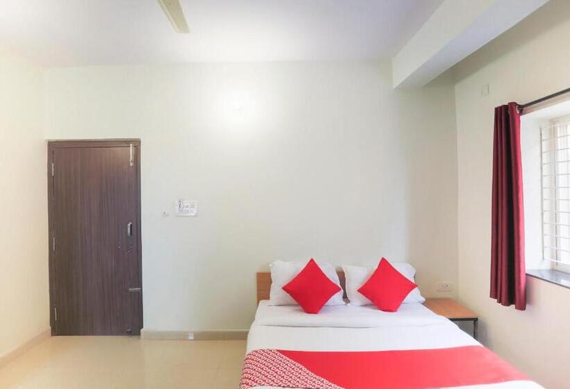 هتل O Prashant Villa