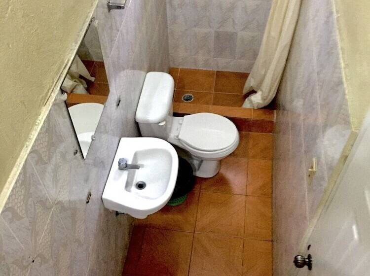 هتل کپسول Verano Azul