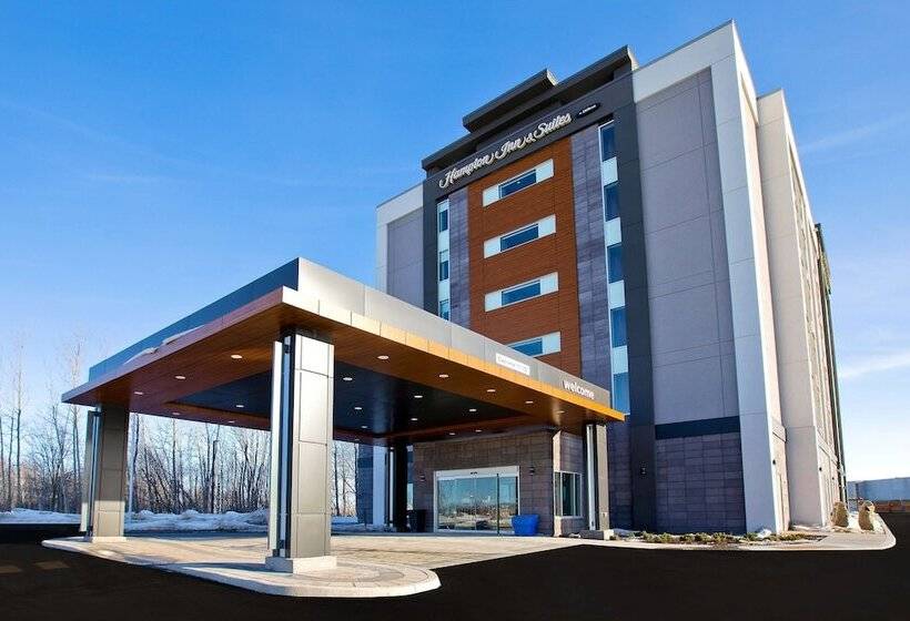 هتل Hampton Inn & Suites Ottawa West