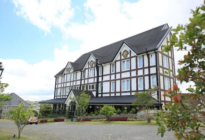 Pedro Barn Hotel At Little England Cottages