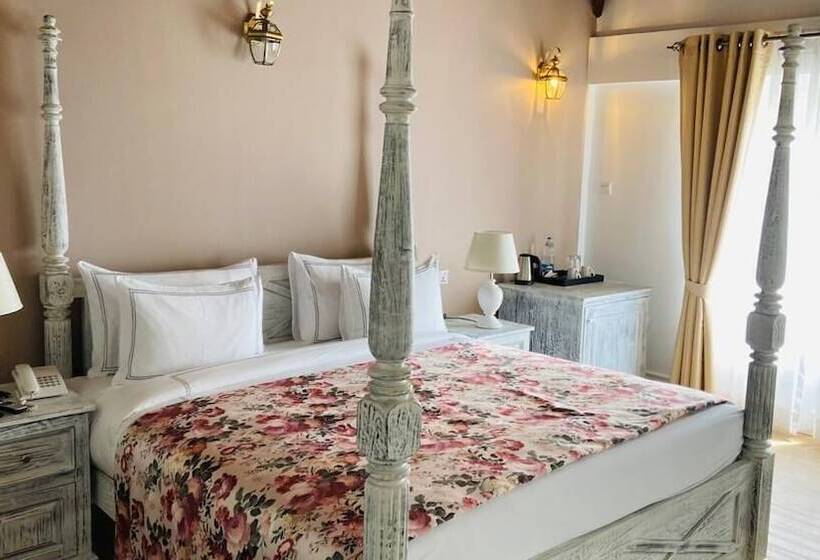 Pedro Barn Hotel At Little England Cottages