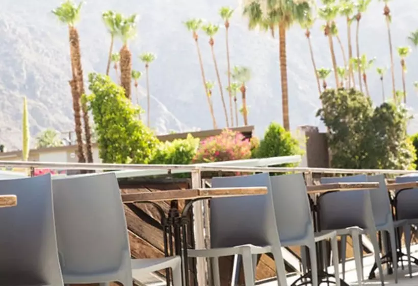 Hotelli The Twist Palm Springs