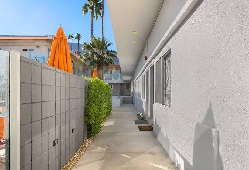 Hotelli The Twist Palm Springs