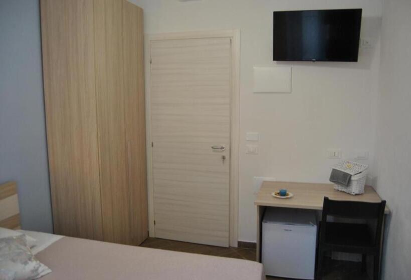 펜션 La Triade Affittacamere