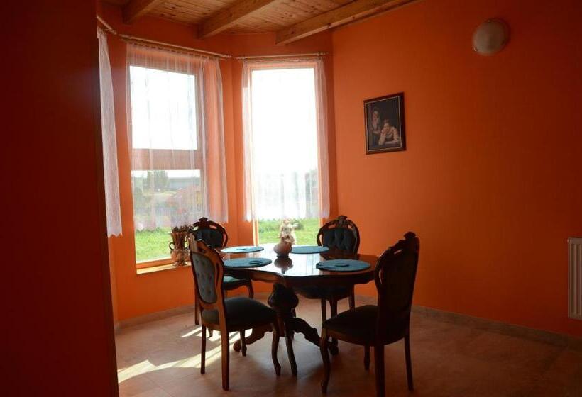 فندق صغير Penzion Folbr