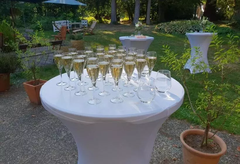 Aamiaismajoitus (B&B) Maisonmazerand