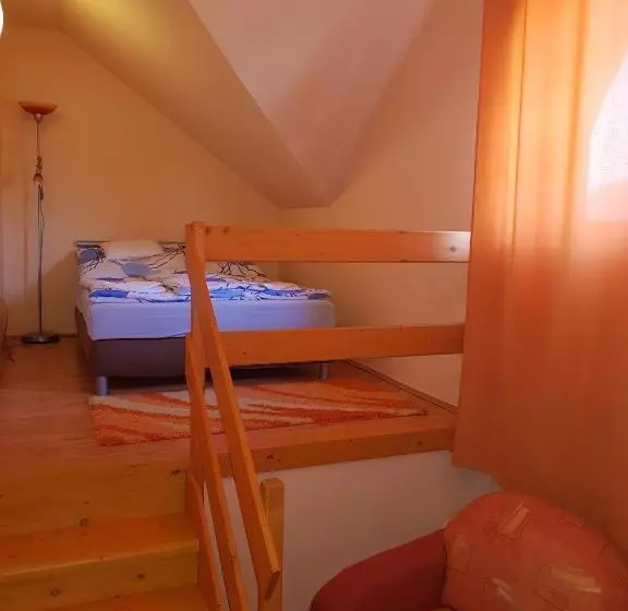 Aamiaismajoitus (B&B) Olze Panzió