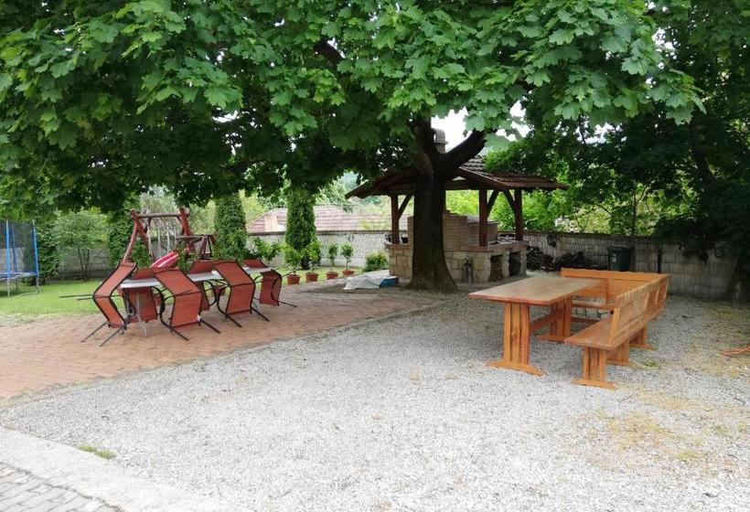 Nocleg ze śniadaniem Olze Panzió