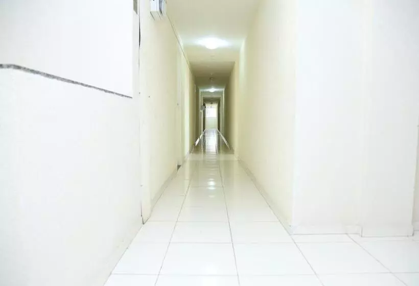 Hotelli Avelan Plaza