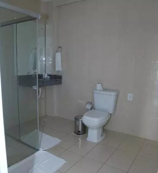 Hotelli Avelan Plaza