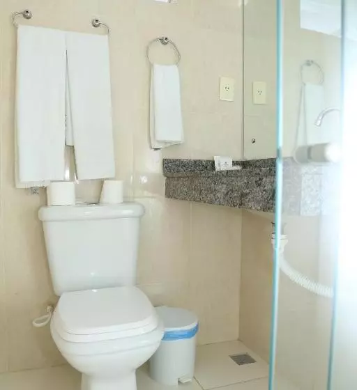 Hotelli Avelan Plaza