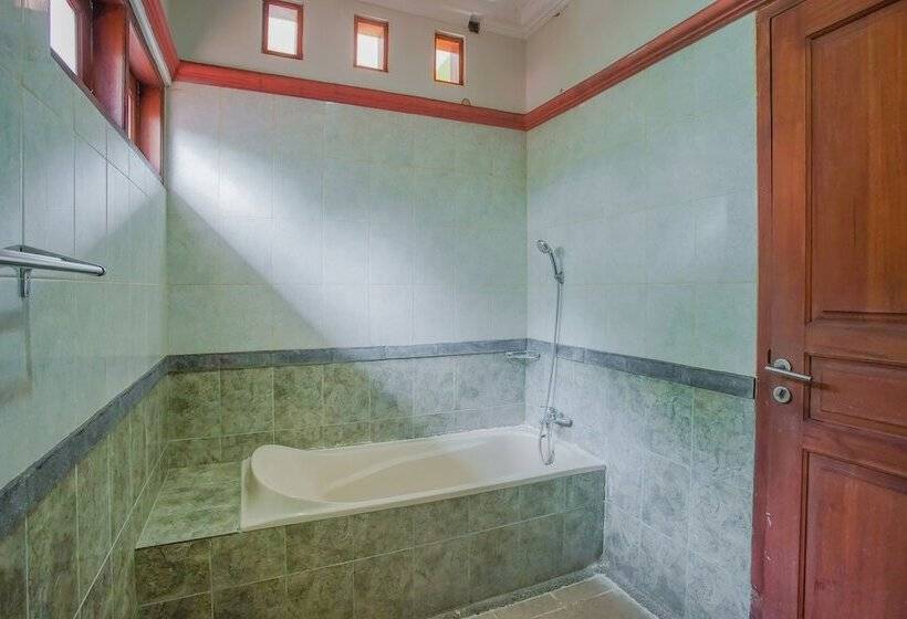 Collection O 89999 Hotel Bumi Kedaton Resort