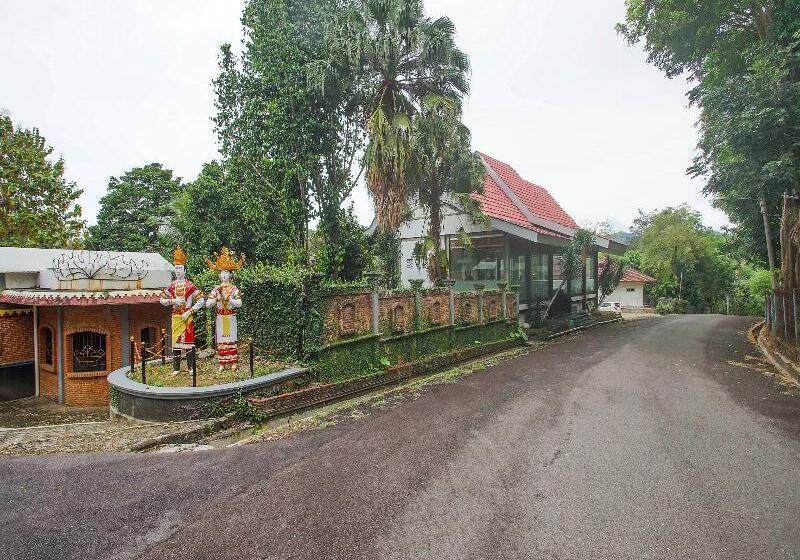 Collection O 89999 Hotel Bumi Kedaton Resort