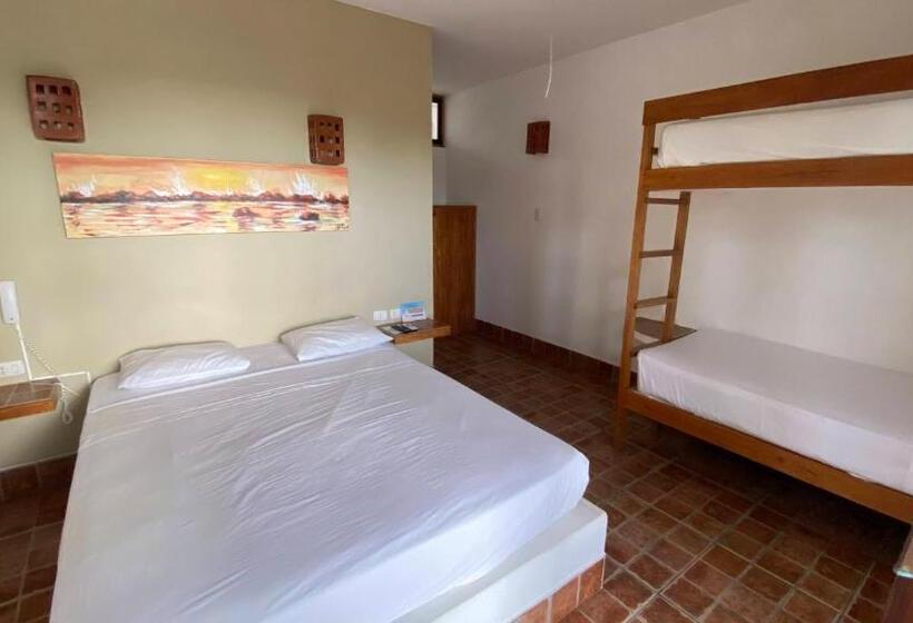 ホテル El Refugio De Vichayito