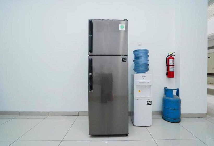 בית מלון כפרי Oyo Life 2462 Kost Surabaya