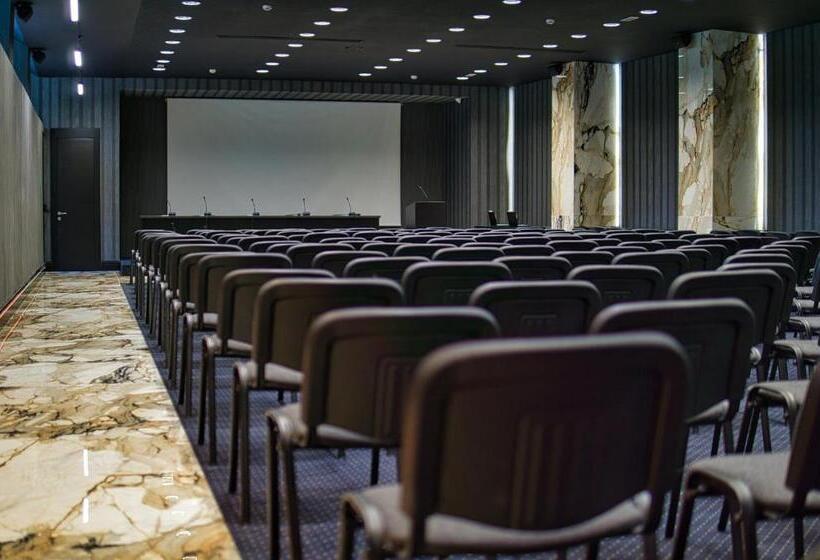 호텔 Select Hill Resort