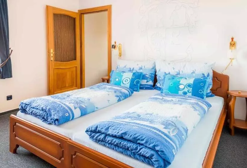 Hotelli Villa Karolina