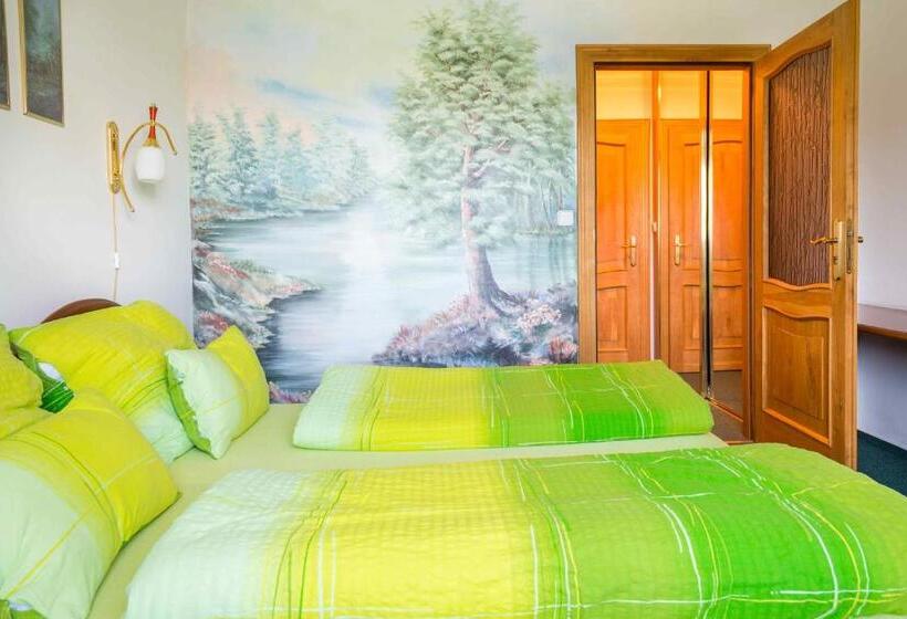 فندق Villa Karolina