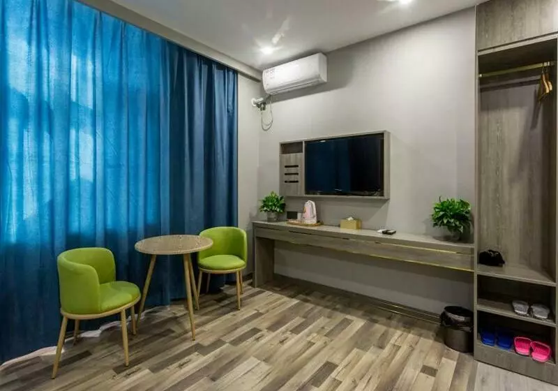 Jun Hotels Shanxi Taiyuan Yingze District Chaoyang Street Store