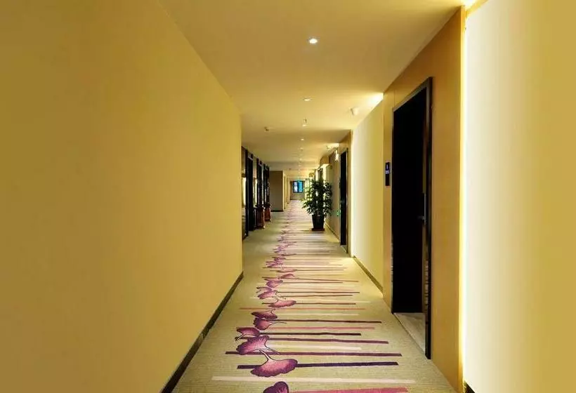 Lavande Hotels·guiyaung North Railway Station