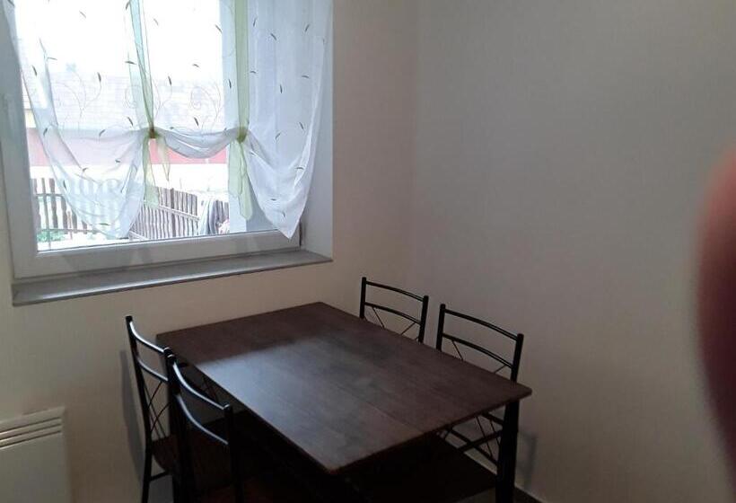 פנסיון Tornácos Vendégház Tápiószentmárton