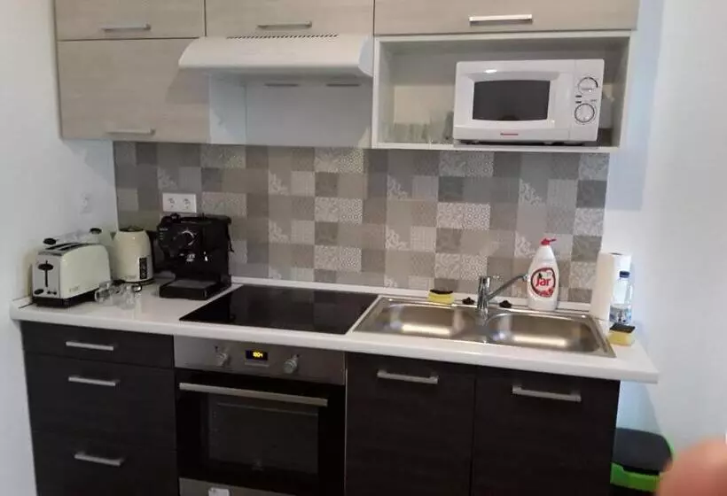 ペンション Tornácos Vendégház Tápiószentmárton