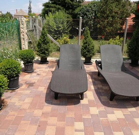 פנסיון Tornácos Vendégház Tápiószentmárton