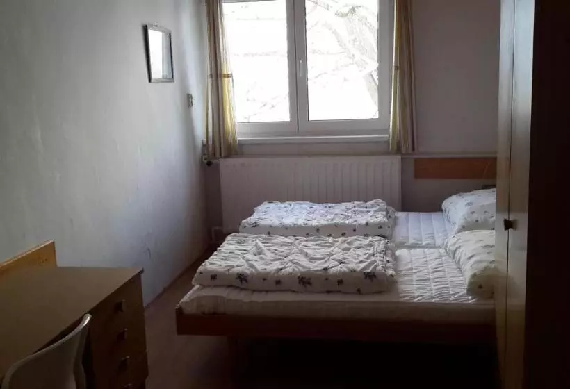 ペンション Turistická Ubytovna Zámeček