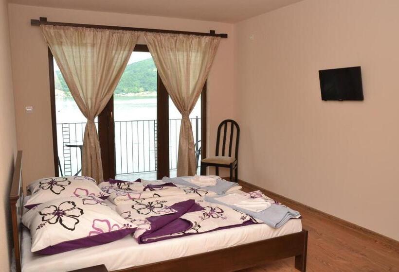 פנסיון Vila Golful Dunării