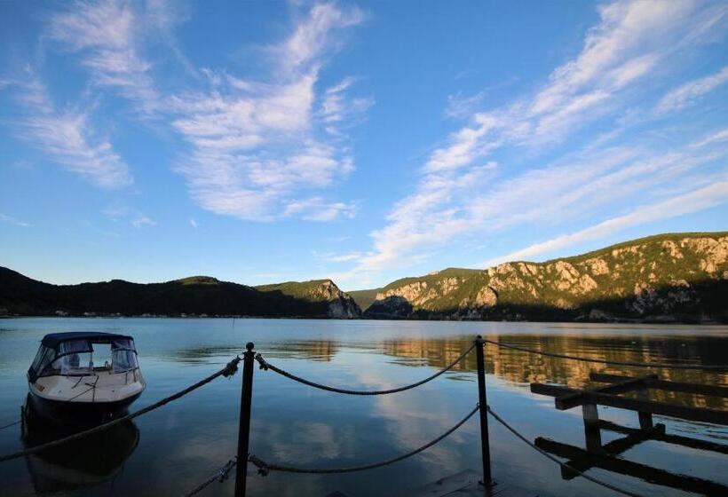 פנסיון Vila Golful Dunării