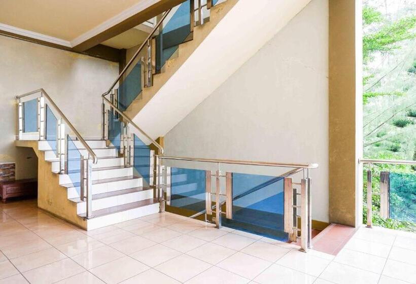 Urbanview Hotel Bergas Indah Bandungan By Reddoorz