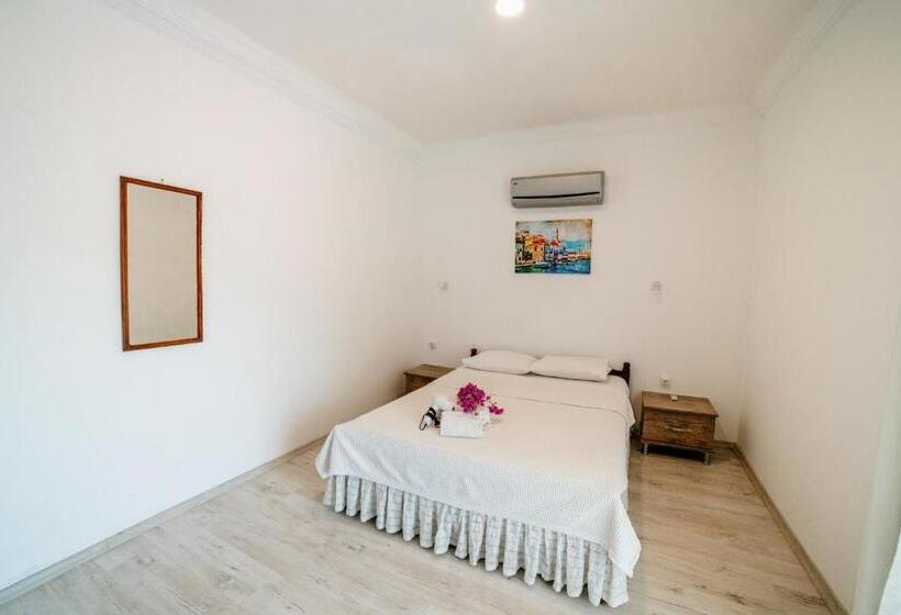 تختخواب و صبحانه Eucalyptus Pension