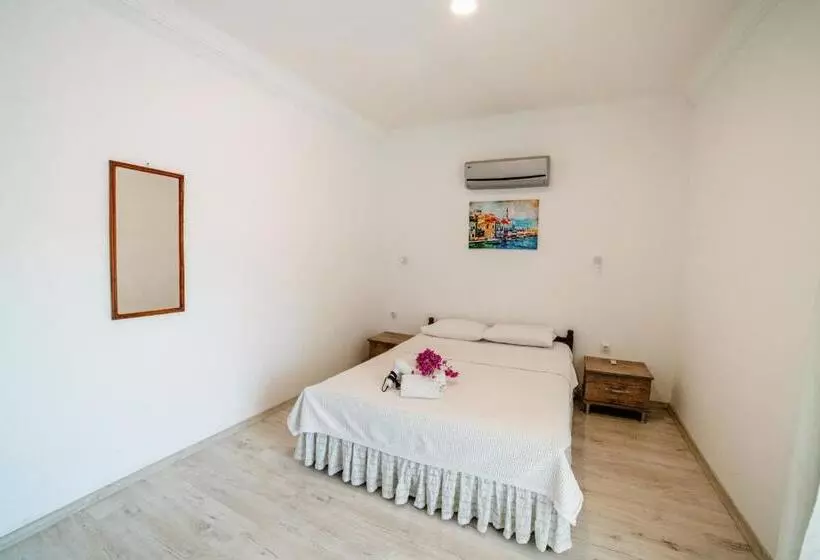 تختخواب و صبحانه Eucalyptus Pension