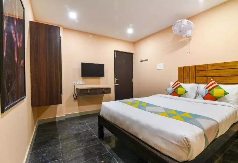 پانسیون Oyo Home 62423 Compact Studio Cozy Stay, Near To Kamatci