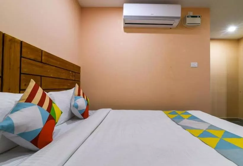 پانسیون Oyo Home 62423 Compact Studio Cozy Stay, Near To Kamatci