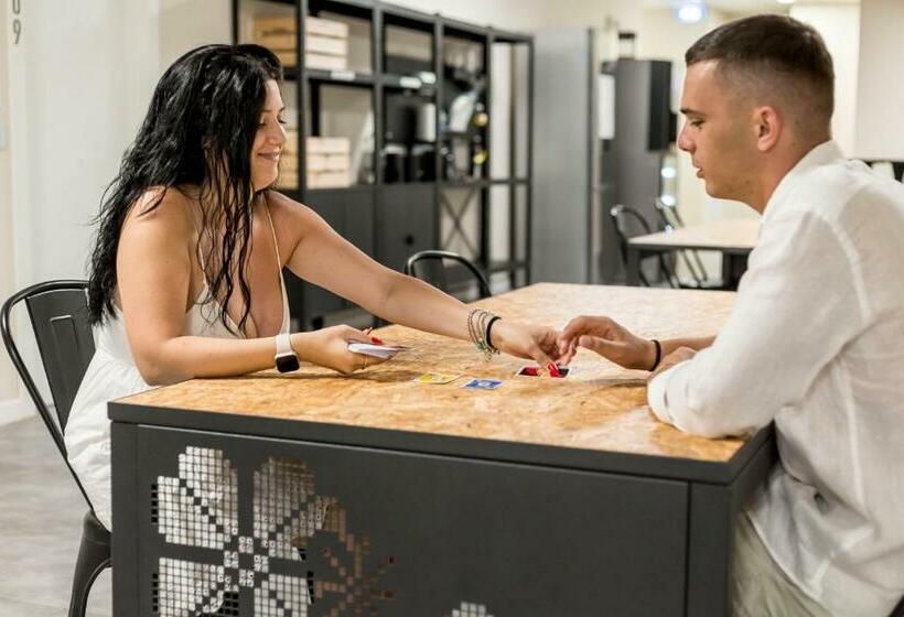 Piccolo Catalunya Hostel