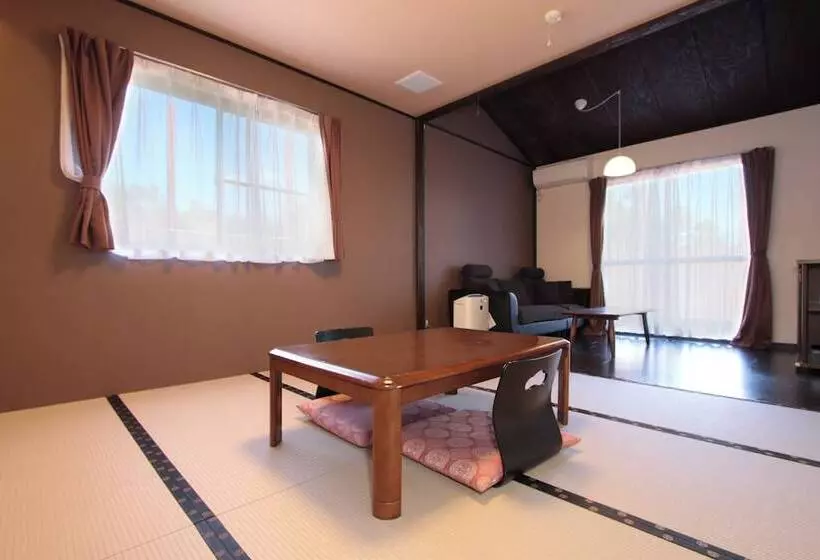 Hotelli Ooedo Onsen Monogatari Kimitsu No Mori