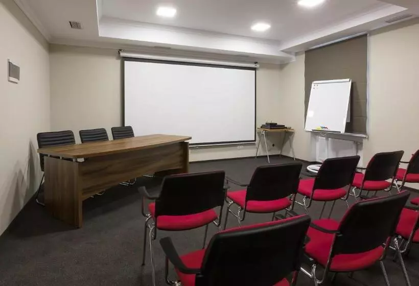 Hotelli Optima Collection Chernihiv