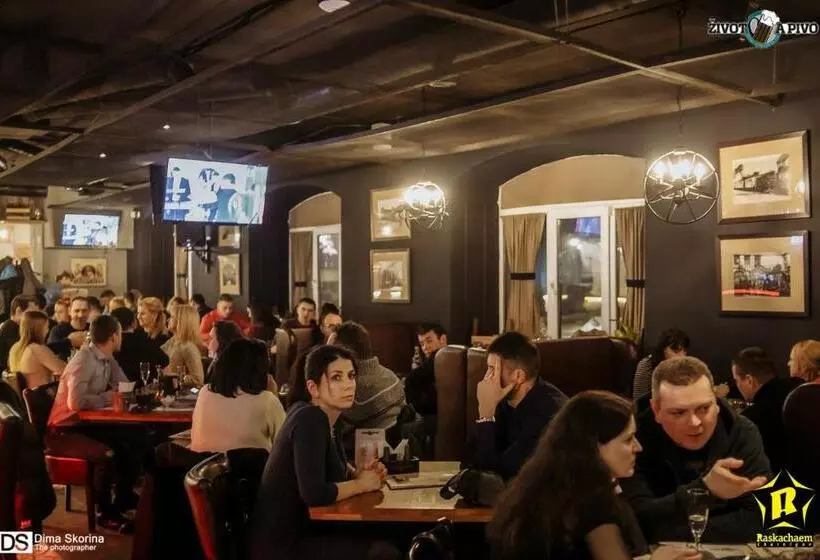 Hotelli Optima Collection Chernihiv