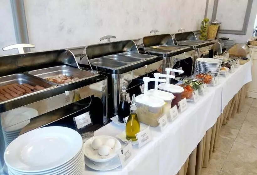 Hotelli Optima Collection Chernihiv