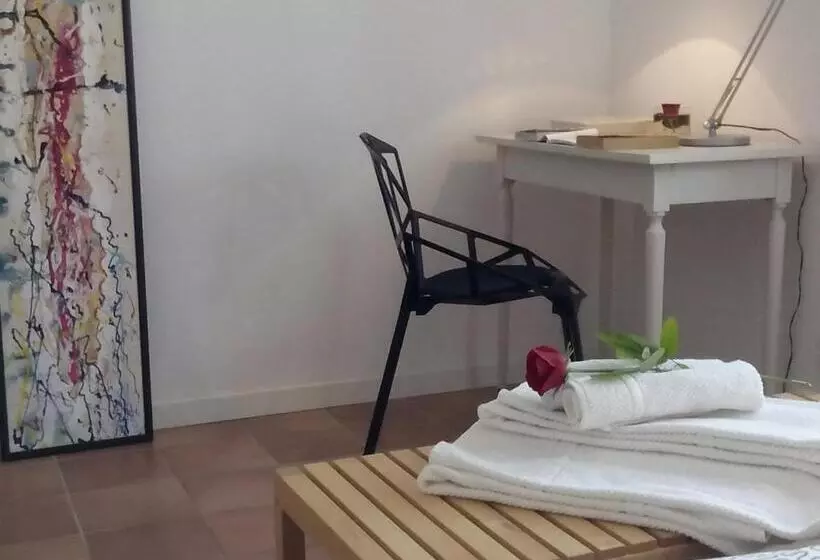 Aamiaismajoitus (B&B) Dogana D Acqua Rooms & Art