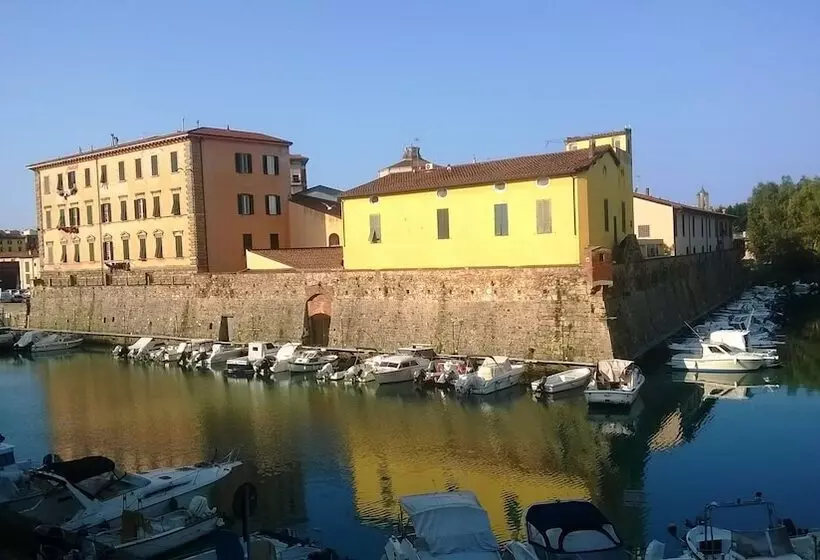 Aamiaismajoitus (B&B) Dogana D Acqua Rooms & Art