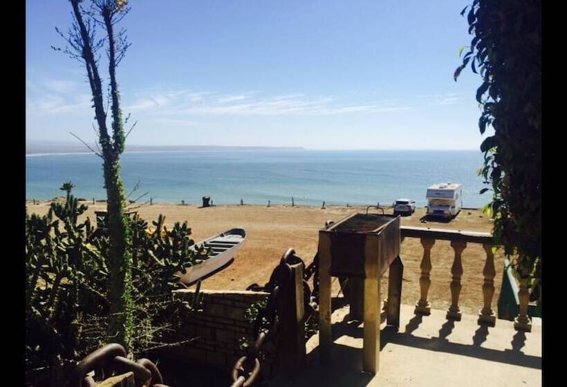 בית מלון כפרי La Cueva Del Pirata