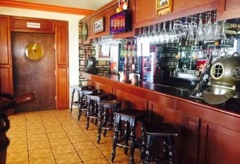 Hotelli La Cueva Del Pirata